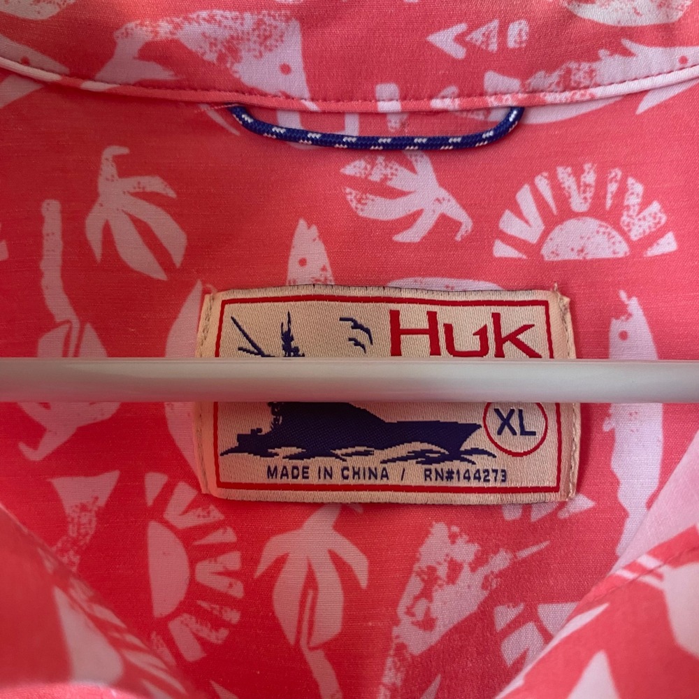 Huk Performance Button Up Fishing Shirt Nautical Fish Pink Coral Graphic Men XL - Picture 4 of 8